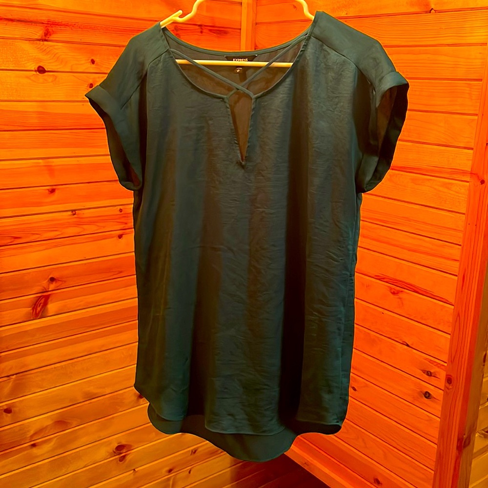 Express short sleeve emerald shirt